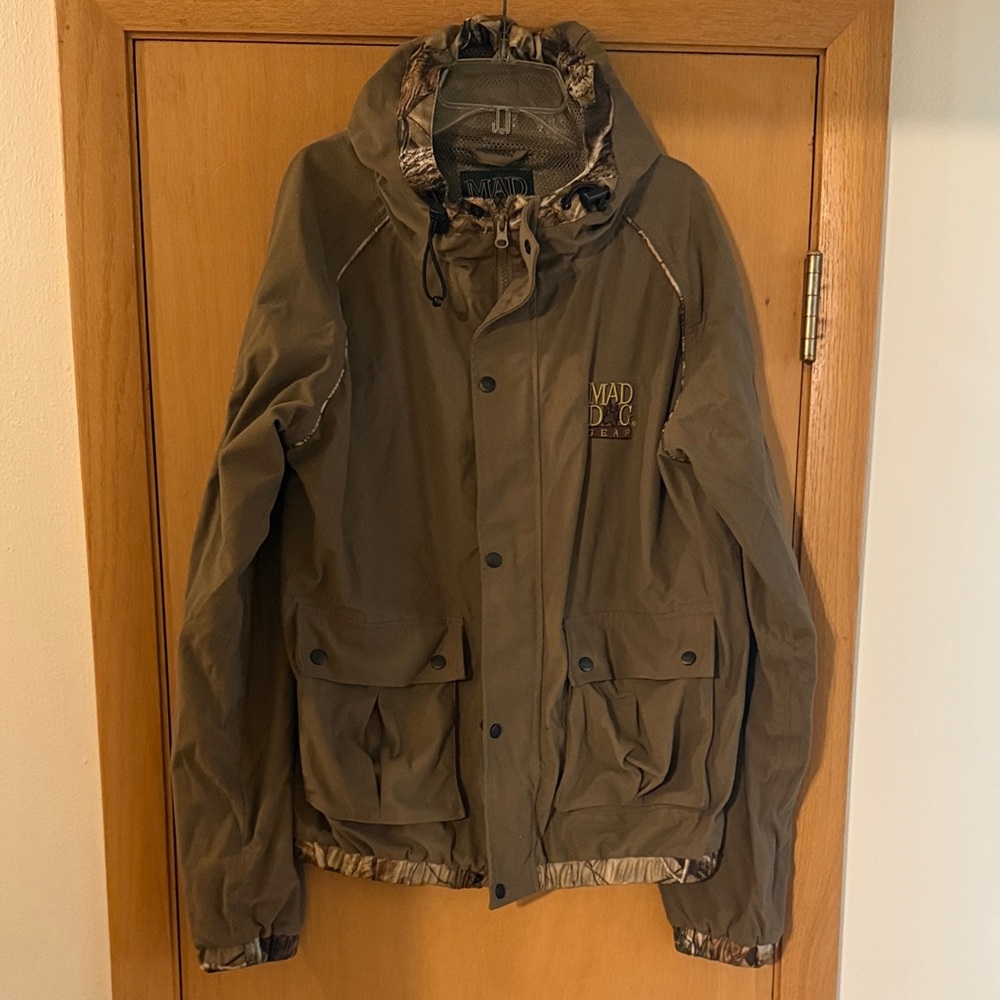 Mad Dog Gear Men’s Vintage Hooded Camo Jacket Tan Size Medium